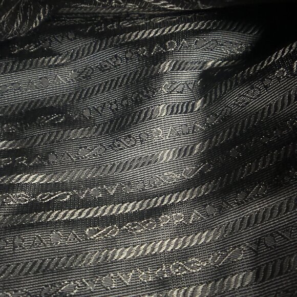 EUC Prada Milano Tessuto Catena Black Shoulder Purse w/ Chain Strap One Size - Picture 8 of 16